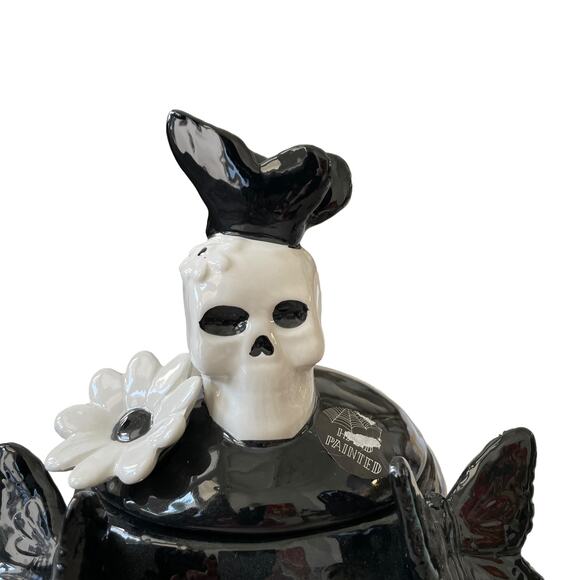 Halloween Skull Cookie Jar Canister w/ Lid Hand Painted Black White Spooky NEW - Picture 4 of 16